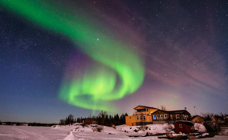 Tour dell'aurora boreale a Yellowknife 