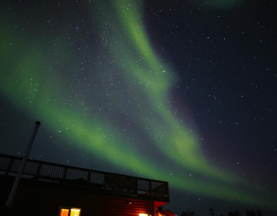 yellowknife tourism website